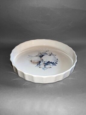 Vintage Milton Brook Round Tarte Baking Dish